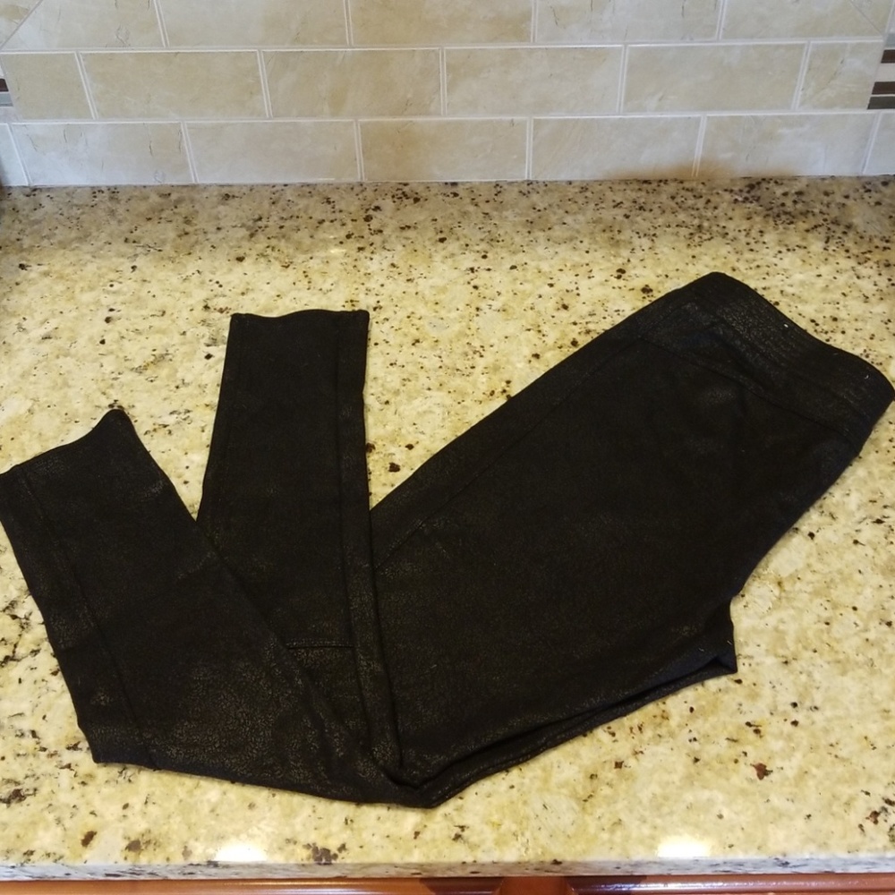 Shiny metallic looking black leggings